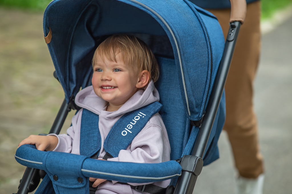 LIONELO Kočík športový Annet Plus Black Carbon